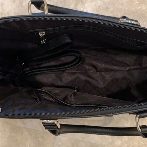 JM New York Travel Bag - Picture 5 of 7